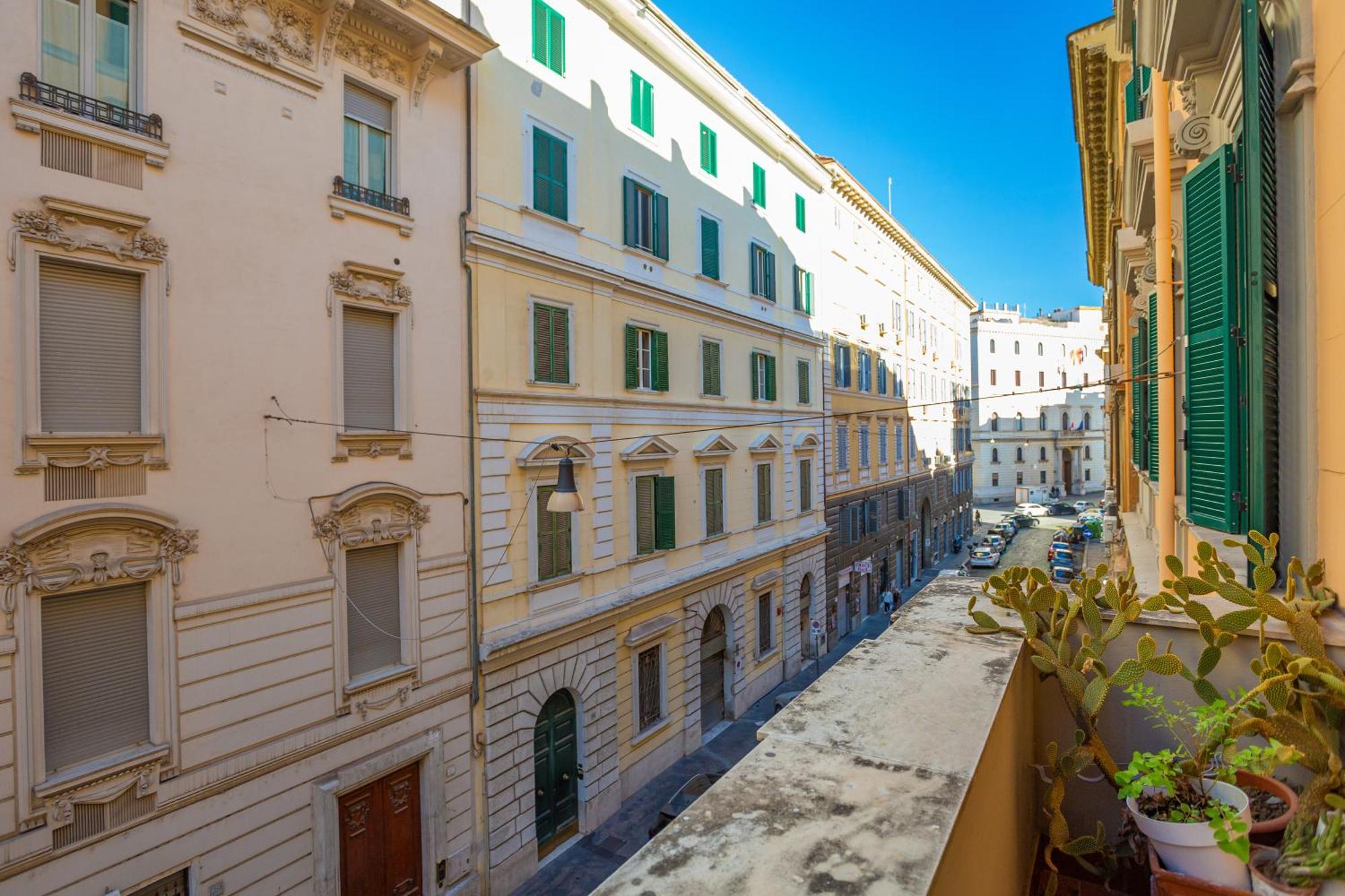 Daplace - Allegra Apartment Rom